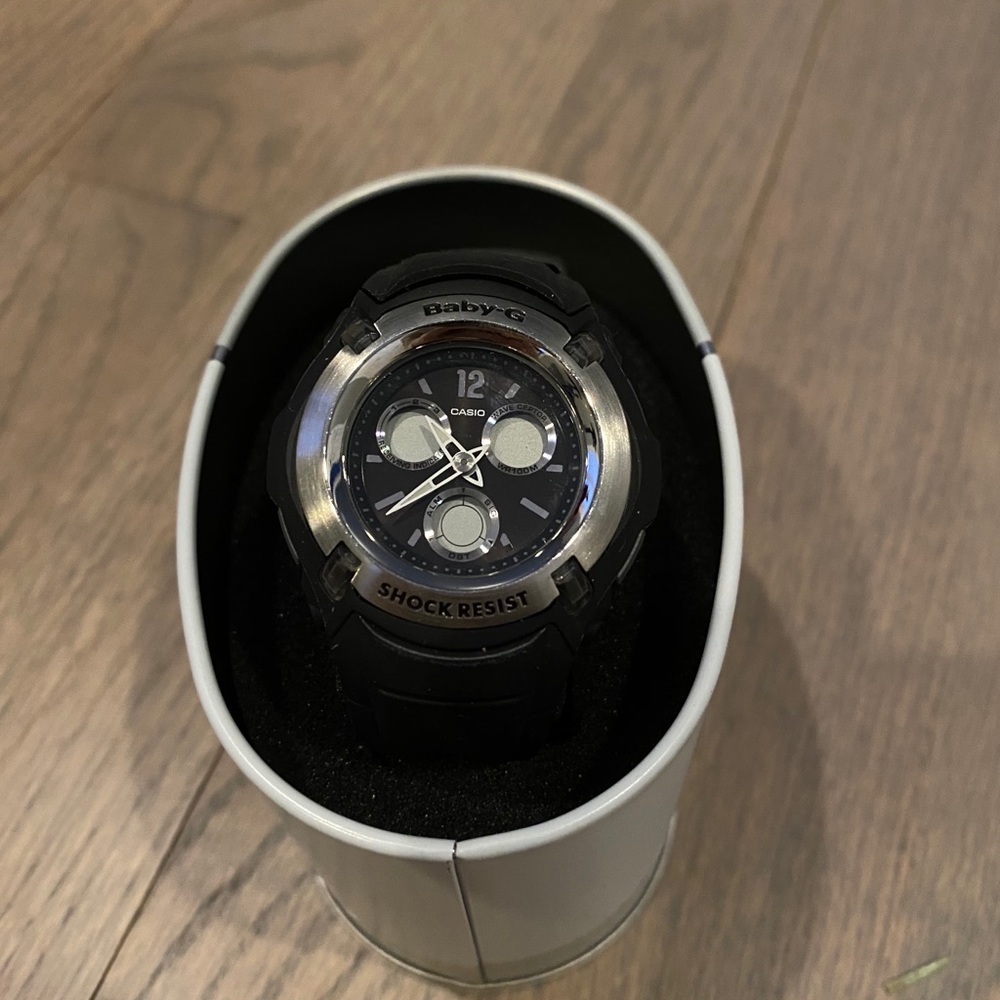 Baby G Watch - Picture 2 of 2